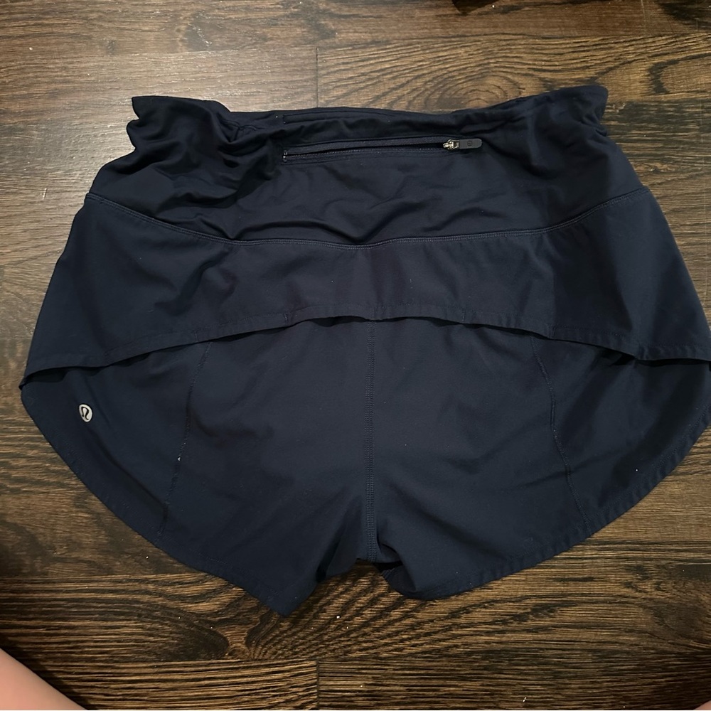 Lululemon Navy speed up HR short